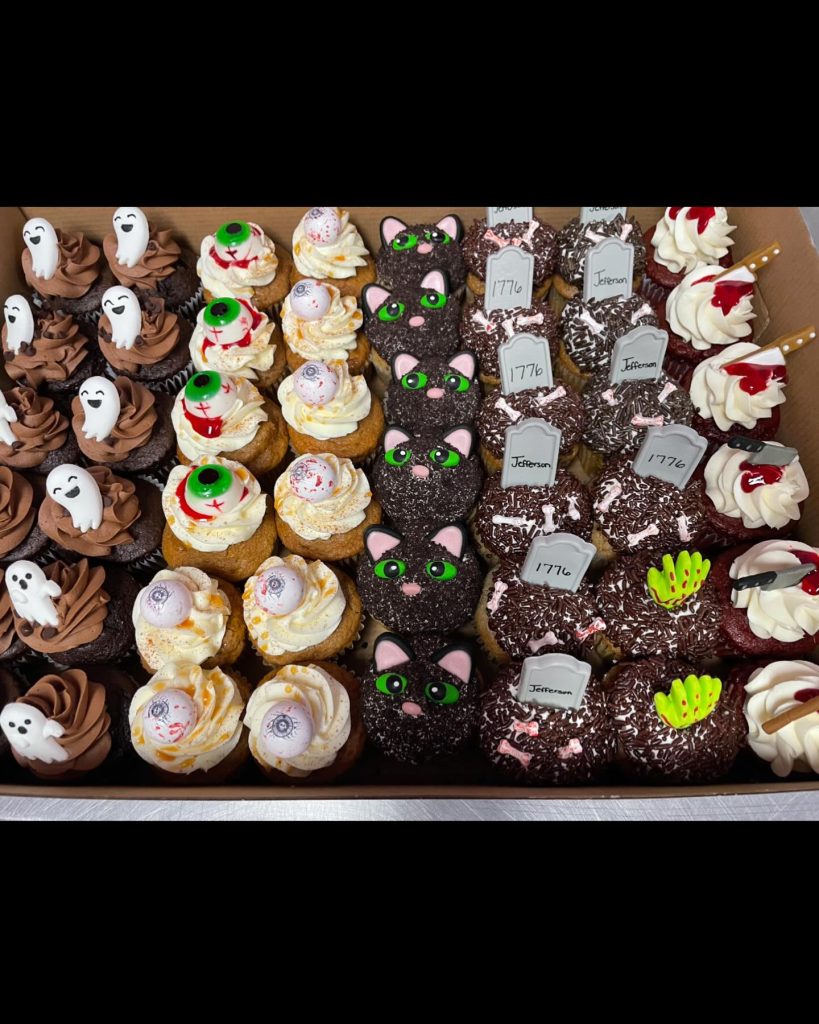 Custom Cupcakes Sugar Mama’s Sweets and Treats